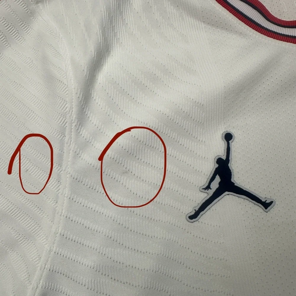 NWT Air Jordan Paris Saint-Germain Player Edition 2021 Season Sports Medium